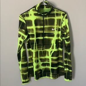 Women’s Nike workout pullover